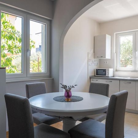زادار Modern Apartment Edda - Quiet Area - Close To Old Town And Beaches المظهر الخارجي الصورة